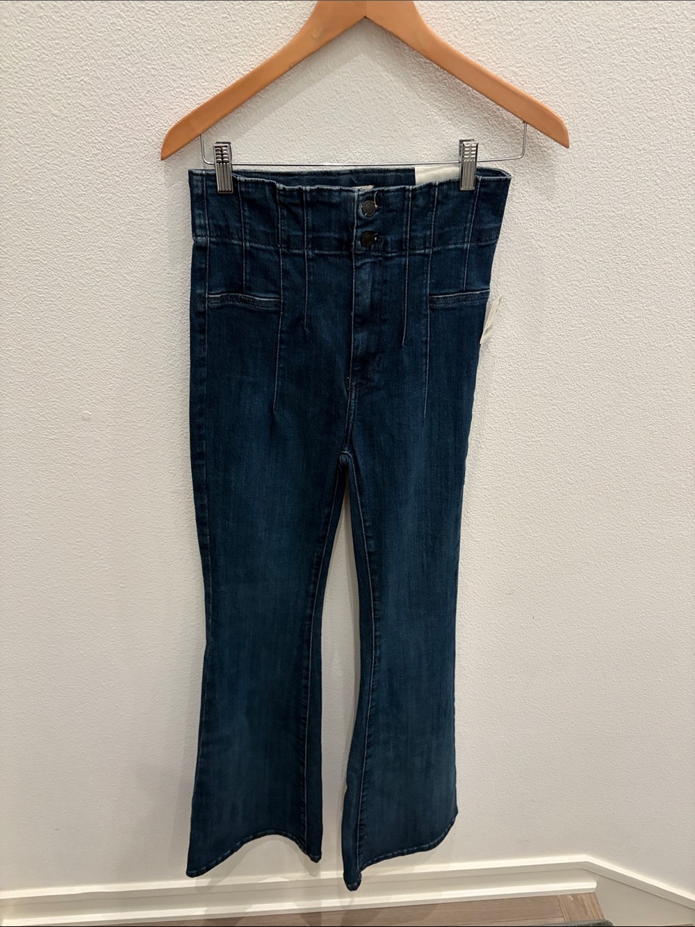 NWT Free People Jayde High-Rise Dark Blue Flare Jeans 28